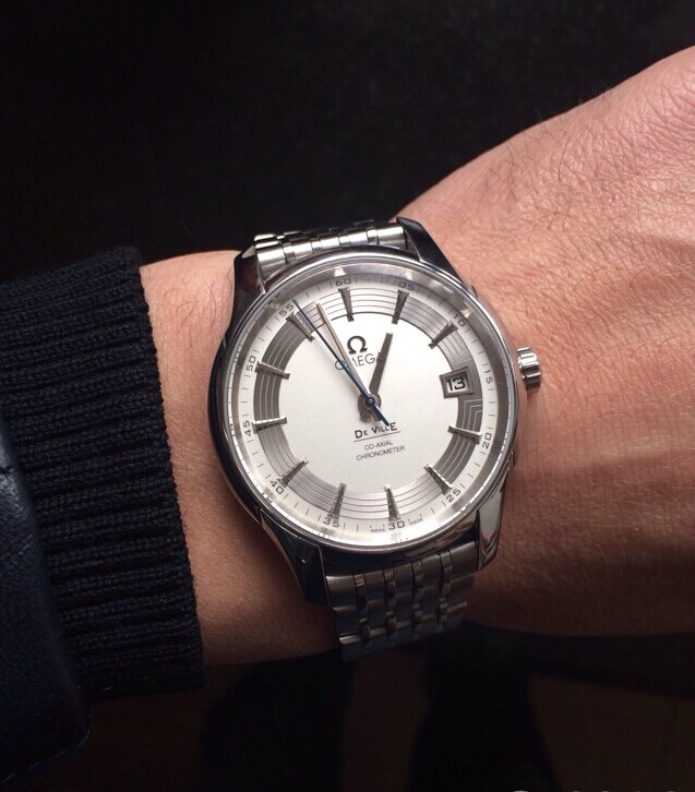 omega12_zps75300e81.jpg