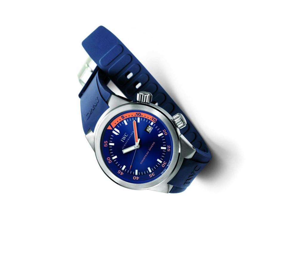 AquatimerCousteauDiversLimitedEdition_zp